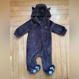 Baby Gap fuzzy brown Bear suit 6-12months